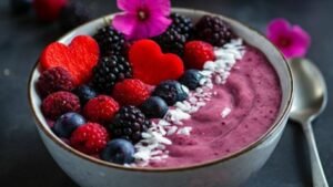 Berry-in-Love Smoothie Bowls