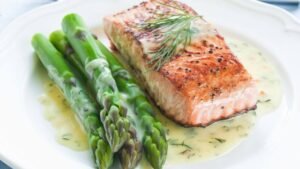 Oven-Baked Salmon with Asparagus