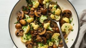 Garlic Mushrooms Cauliflower Skillet Recipe