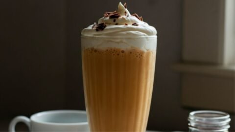 Powerful Egg white and Almond Milkshake for Weight Loss: