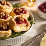 Easy Cranberry Brie Bites with Puff Pastry